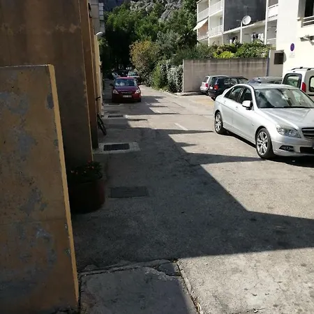 Appartamento Cetina A4+2 *