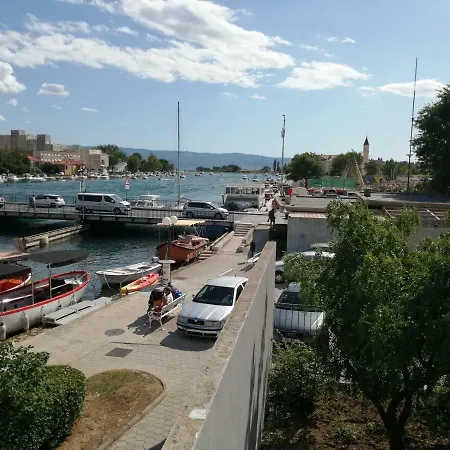 Cetina A4+2